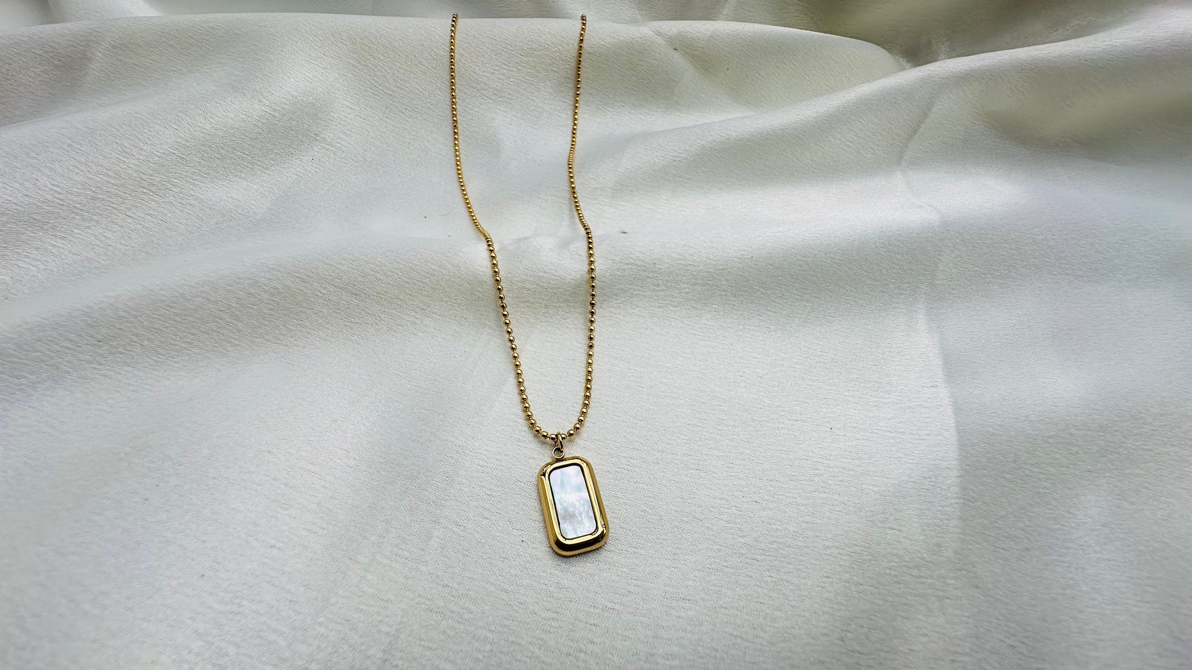 Rectangle Necklace