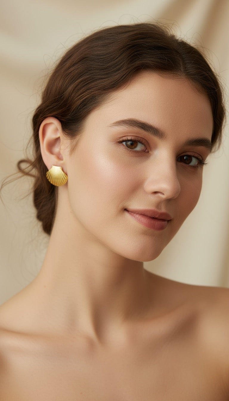 Golden Shell earrings
