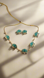 Lotus Radiance Necklace Set