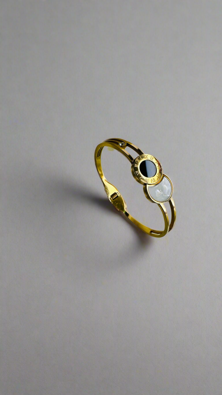 Golden Elegance Bracelet