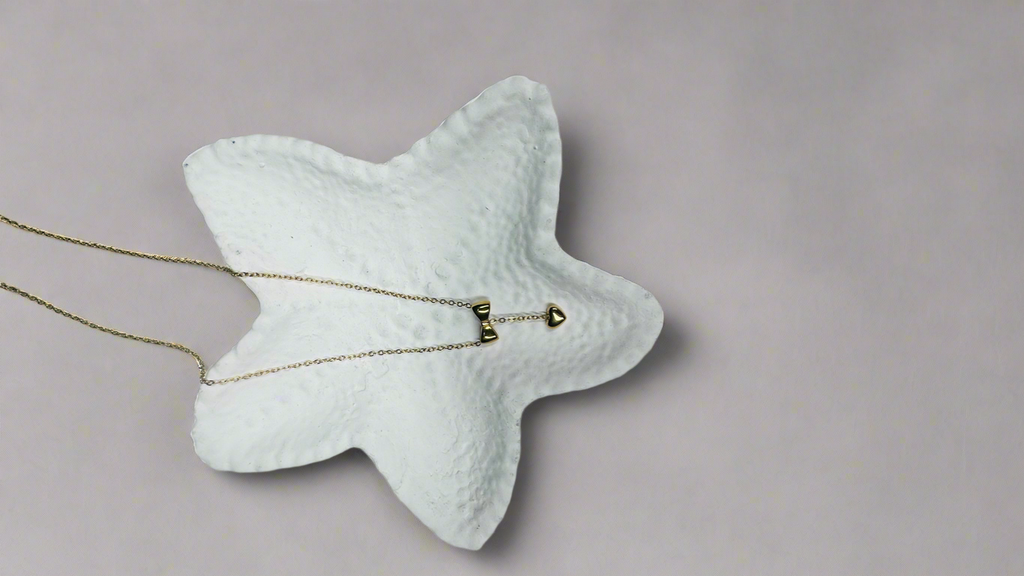 Tiny heartbeat necklace