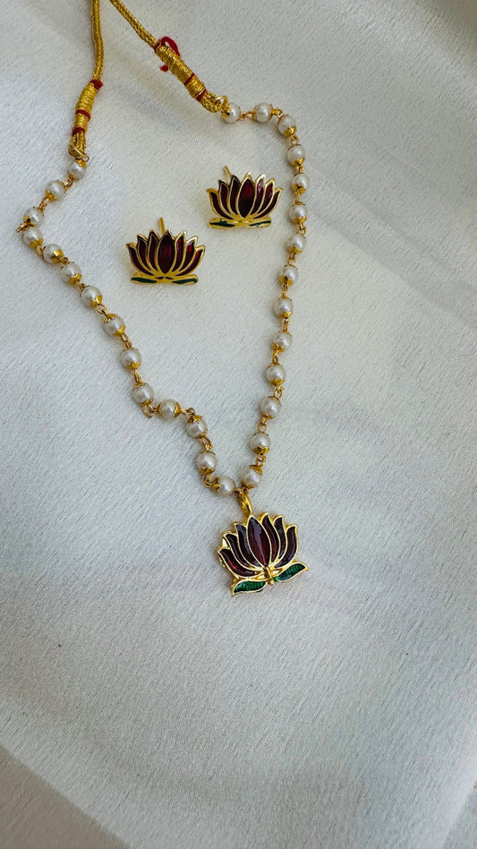 Lotus Pearl Majesty Set