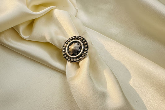 Moonleaf Heritage Ring