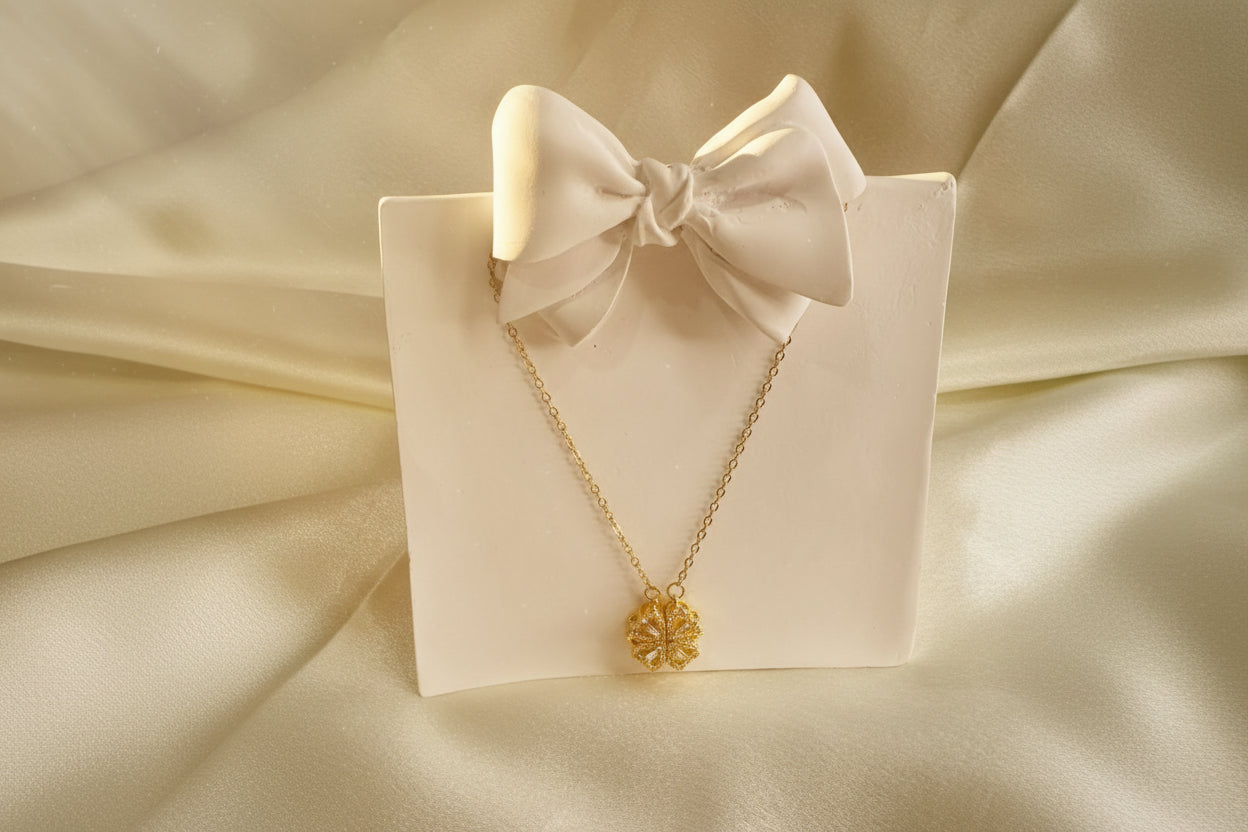 Magnetic Touch Necklace