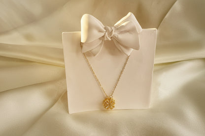 Magnetic Touch Necklace