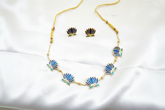 Neel Kamal Aura necklace