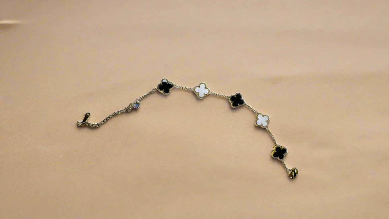 Two colour Clover Bracelet