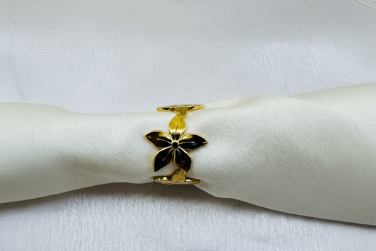 Golden bloom ring