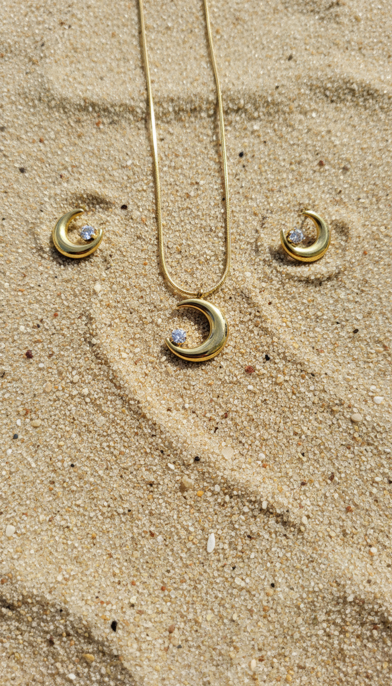 Crescent Sparkle necklace