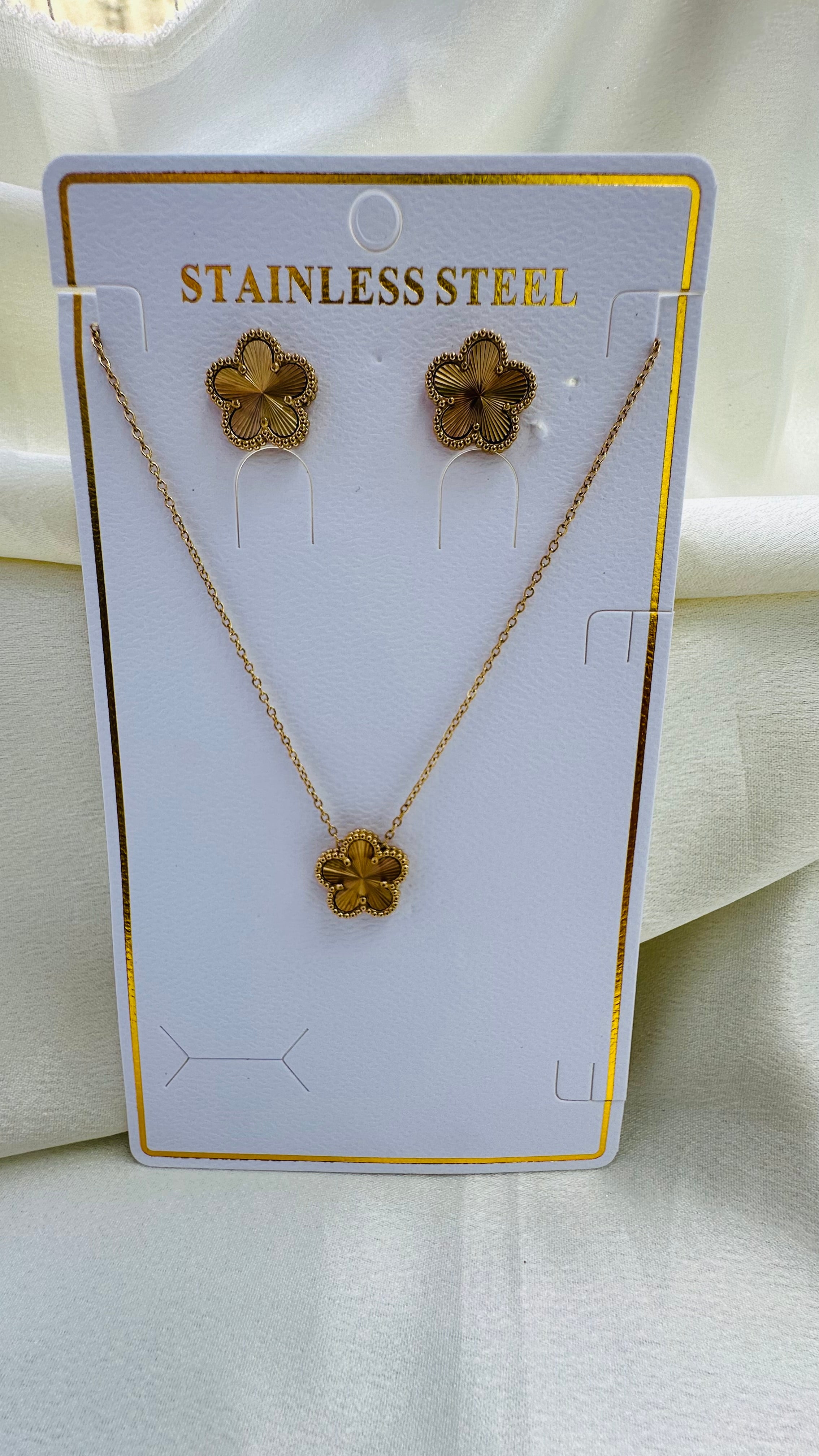 Textured Clover Jewelry